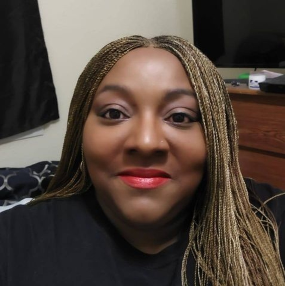 Meet your Posher, Felecia